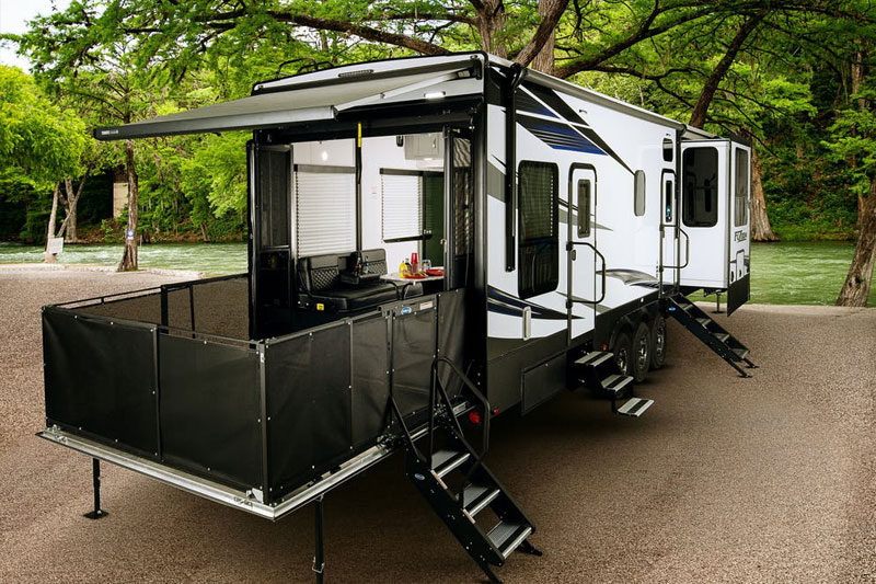 Keystone Toy Hauler Fifth Wheel