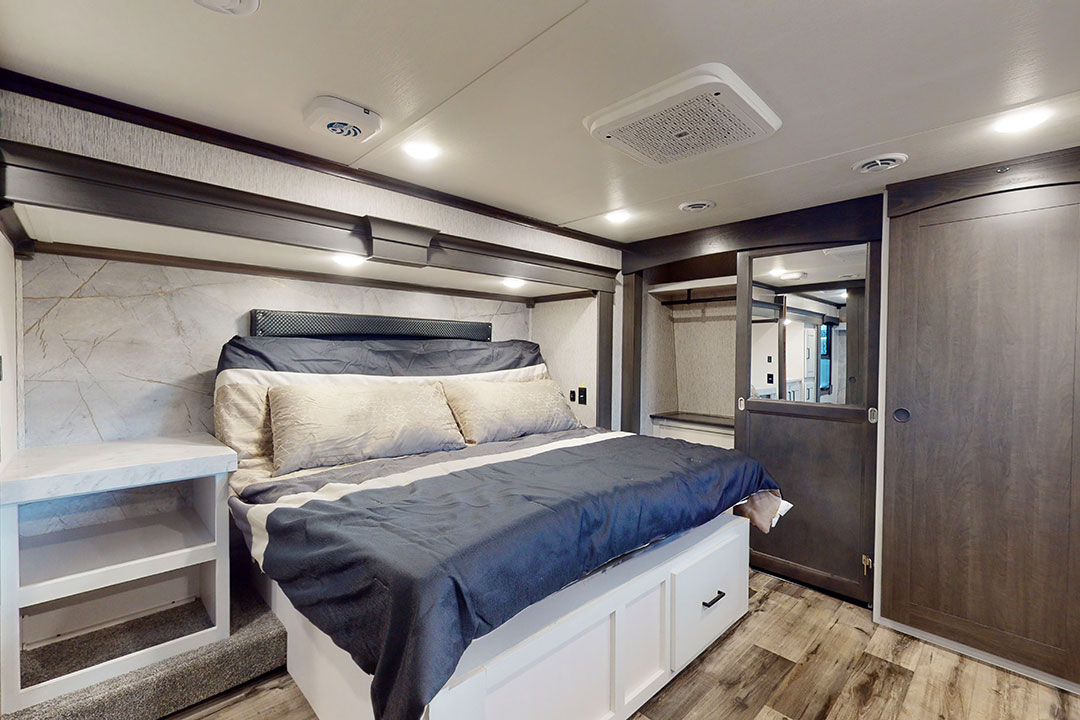 Redwood Fifth Wheels | General RV Center