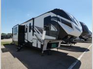 Used 2022 Dutchmen RV Voltage 4015 image