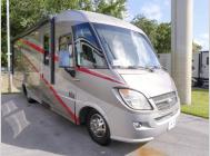 Used 2010 Winnebago Via 25T image