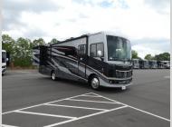 New 2025 Holiday Rambler Vacationer 33C image