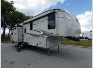 Used 2020 Jayco Eagle 319MLOK image