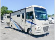 Used 2018 Winnebago Vista 32YE image