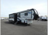 Used 2019 Keystone RV Avalanche 395BH image