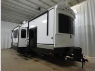 New 2025 CrossRoads RV Hampton 388FKL image