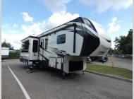 Used 2019 Keystone RV Alpine 3401RS image