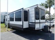 Used 2023 Keystone RV Retreat 39LOFT image