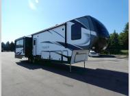 Used 2021 Dutchmen RV Yukon 400RL image