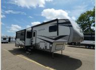 Used 2022 Alliance RV Avenue 30RLS image