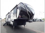 Used 2018 Heartland Road Warrior 427 image