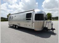 Used 2018 Airstream Flying Cloud 27FB Twin image