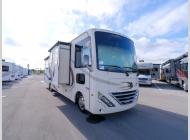 Used 2018 Thor Motor Coach Hurricane 31Z image
