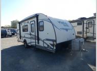 Used 2016 Gulf Stream RV Vista Cruiser 19RBS image