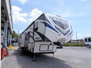 Used 2015 Keystone RV Fuzion 331 image