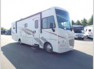 Used 2018 Winnebago Vista 31KE image