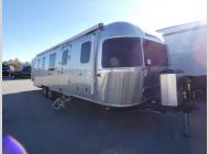 Used 2024 Airstream RV Classic 33FB Twin image