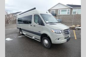 New 2024 Holiday Rambler Xpedition SL4E Photo