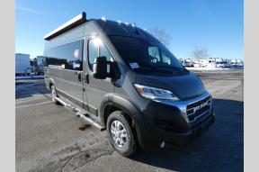 New 2025 Thor Motor Coach Dazzle 2JB Photo