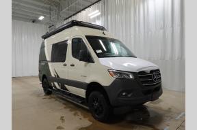 New 2025 Entegra Coach Launch 19YG Photo