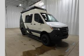 New 2025 Entegra Coach Launch 19YG Photo