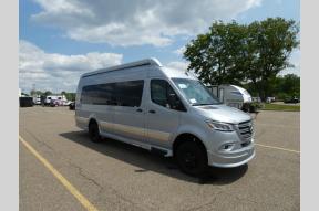 New 2026 Grech RV Strada-ion Tour AWD Photo