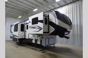 New 2023 Keystone RV Alpine 3712KB Photo