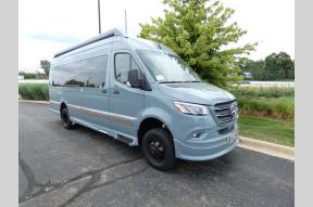 New 2026 Grech RV Strada-ion AWD Tour Photo