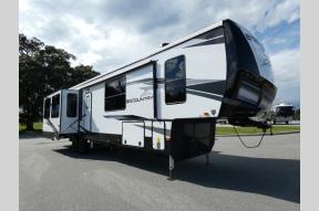 New 2024 Heartland Big Country 3900MO Photo