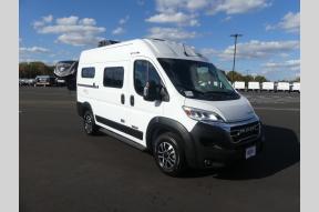 New 2025 Winnebago Solis Pocket 36A Photo