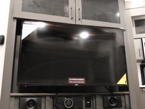 Valor 36V11 Photo