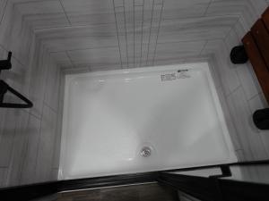 North Point 381CKRE Photo