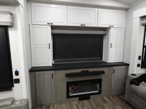 North Point 381CKRE Photo