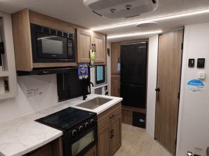 Freedom Express Select 19SE Photo