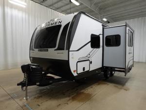Apex Ultra-Lite 188RBST Photo