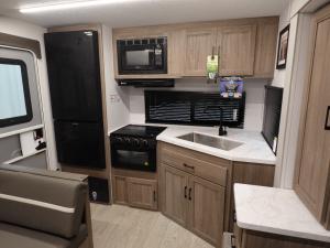 Freedom Express Select 247SE Photo