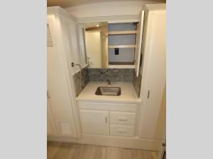 Mountain Aire 4118 Photo