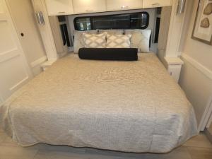 Mountain Aire 4118 Photo