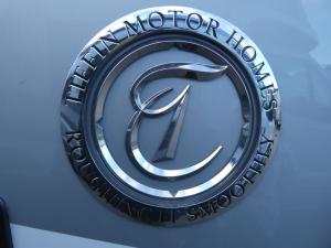 Wayfarer 25 XRW Photo