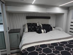 Redwood 412GK Photo
