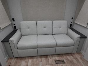Redwood 412GK Photo