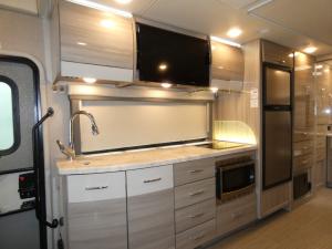 Tiburon Sprinter 24FB Photo