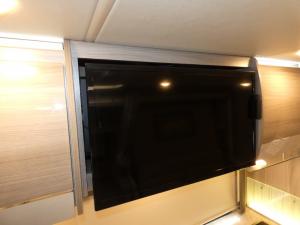 Tiburon Sprinter 24FB Photo