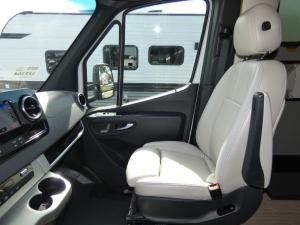 Tiburon Sprinter 24FB Photo