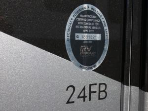 Tiburon Sprinter 24FB Photo