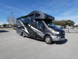 Tiburon Sprinter 24FB Photo