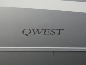 Qwest 24L Photo