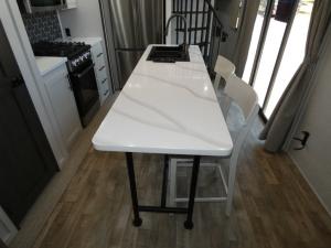 Hampton 390PVL Photo