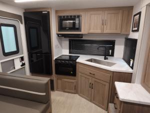 Freedom Express Select 247SE Photo