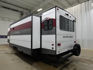 Avenger 28REI Photo