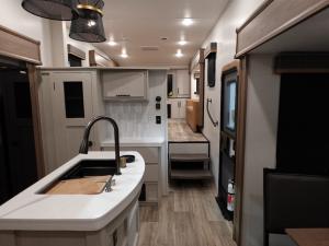 Astoria 3803FLP Photo